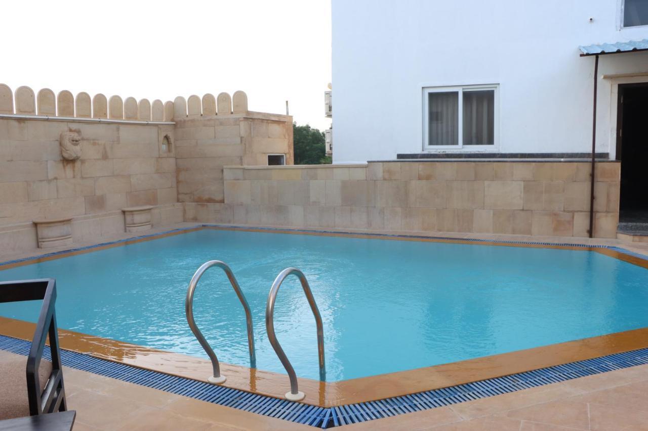 Hotel Marwar Palace Джайсалмер Екстериор снимка